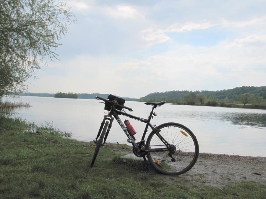 Felt nad jeziorem Hlucińskim