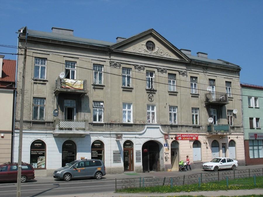 Piaseczno - największa przedwojenna kamienica