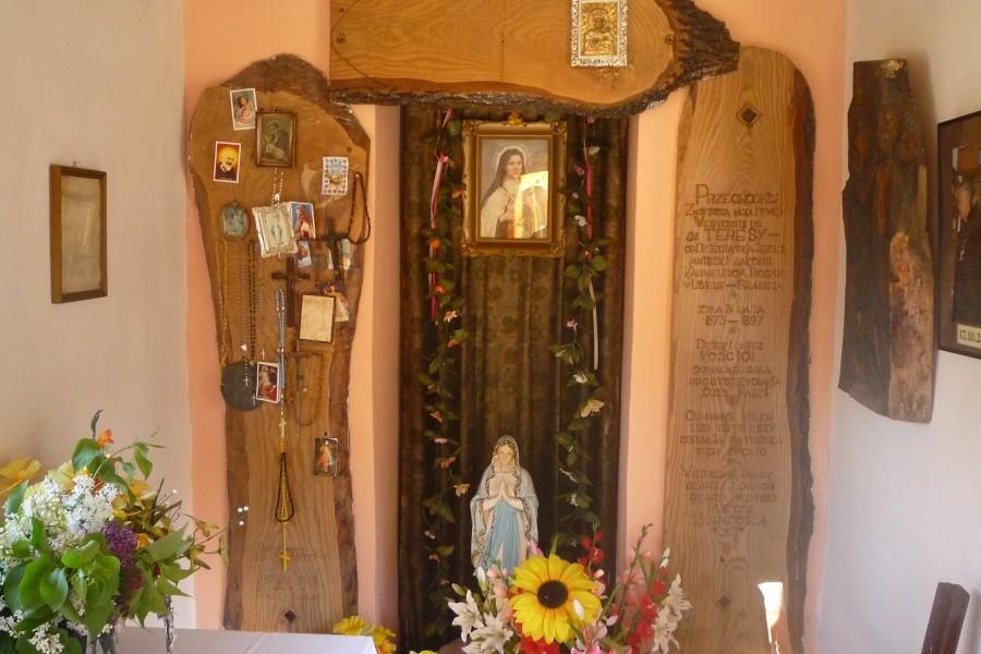 Wnętrze kapliczki