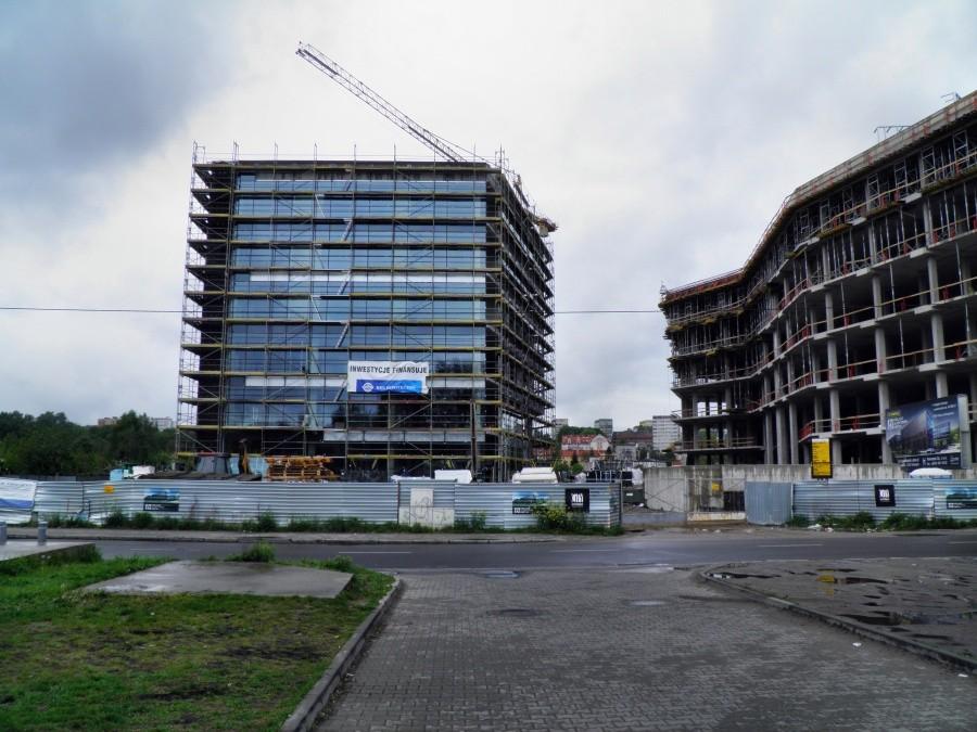 Kolejna inwestycja na sporą skalę - Centrum Biznesu ul. 1 Maja.