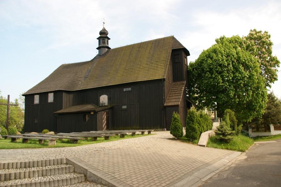 Drewniany kościół w Zimnej Wódce
