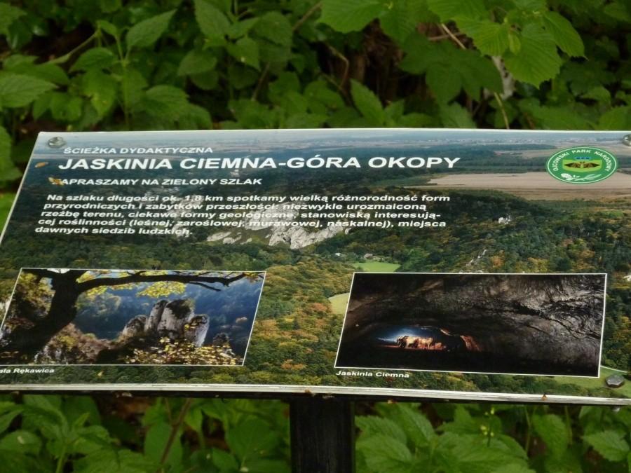 Jaskiń dostatek. Niektóre się zwiedza, w innych nocuje;)