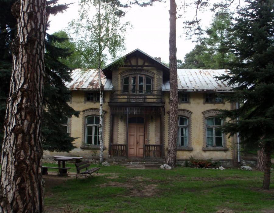 Stara willa w Leśniowie