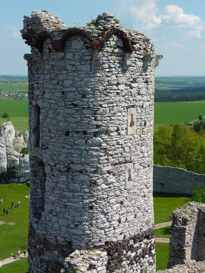Baszta zamkowa. Ogrodzieniec
