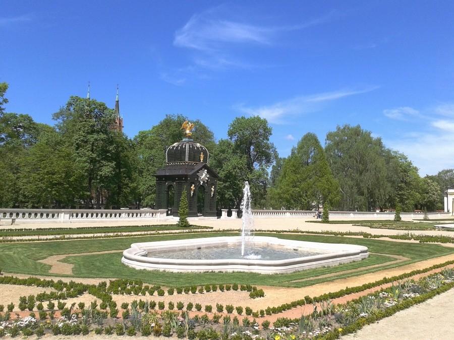 park przed pałacem Branickich