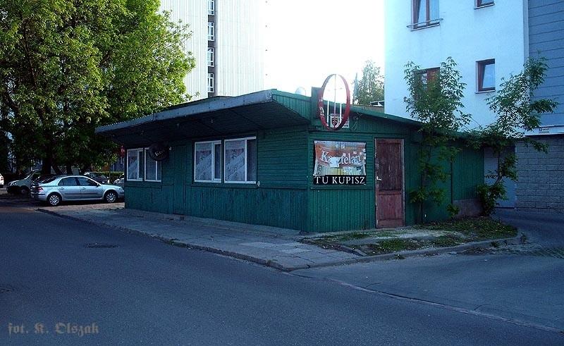 Drewniany kiosk