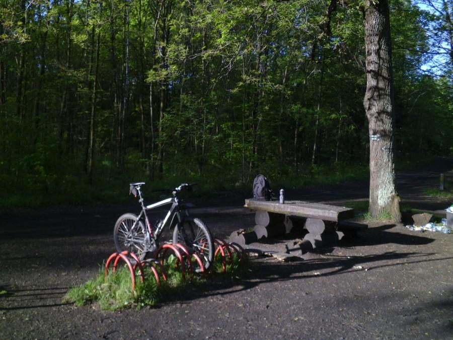 Ochojec: Punkt spoczynkowy na rozstaju ścieżek rowerowych
