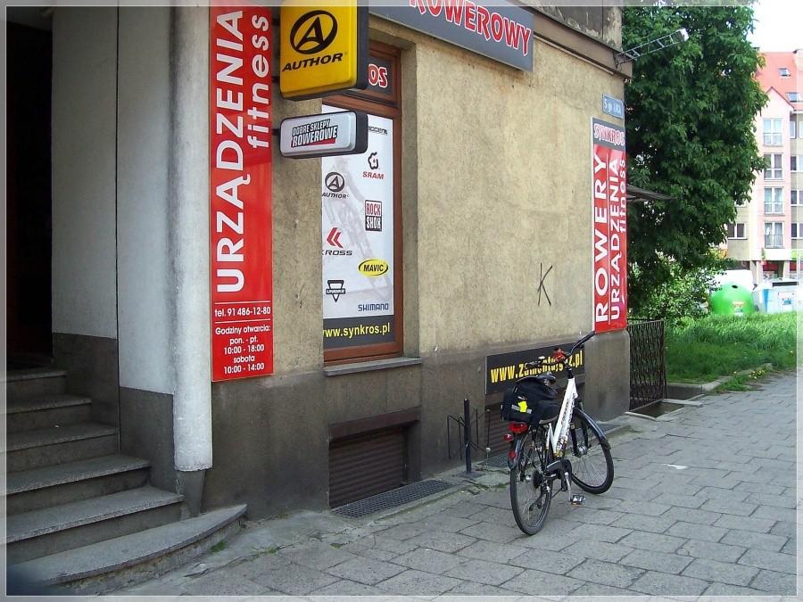 Rower Basi przed Synkrosem.