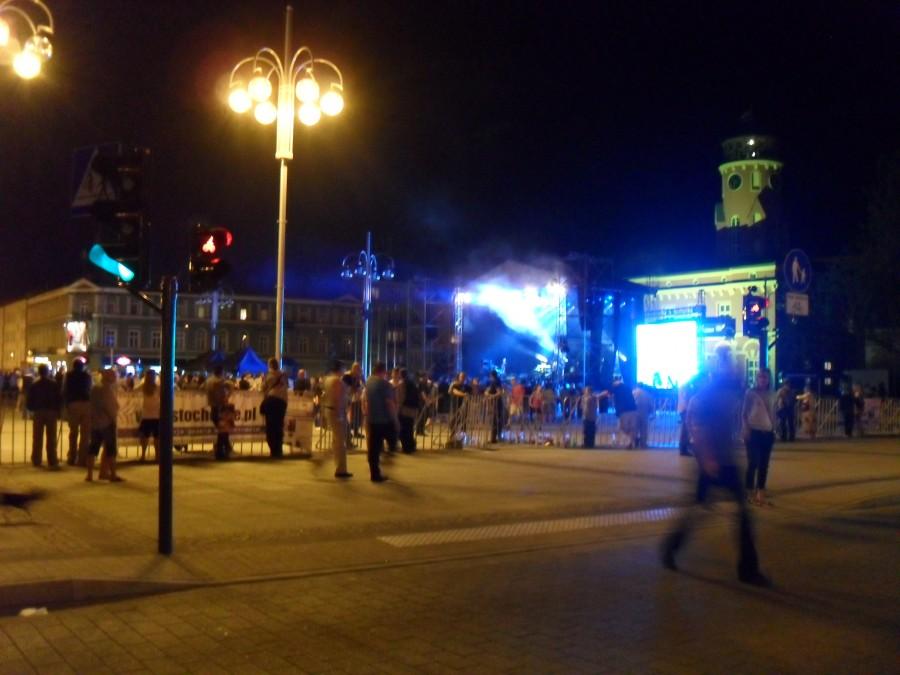 biegański nocą