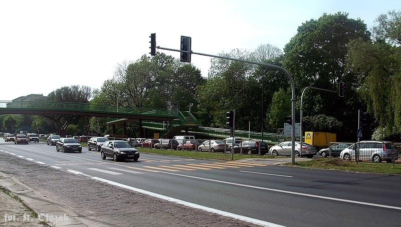 Kładka nad Wawelską