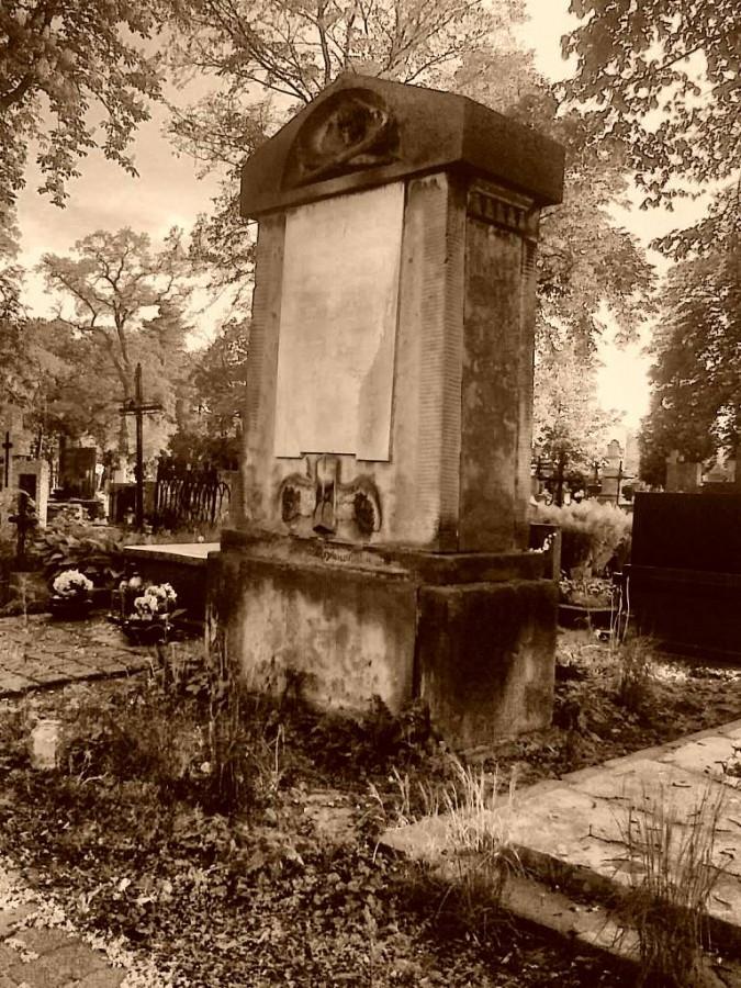 Piaseczno cmentarz