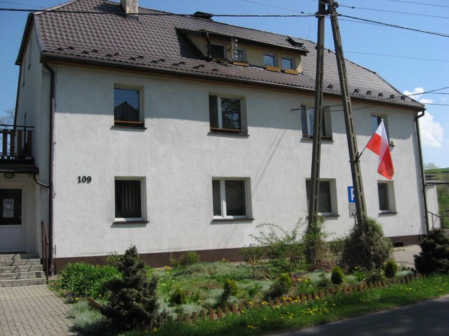 Ośrodek Zdrowia w Jaszkowej G.-tutaj urodził się mój mąż