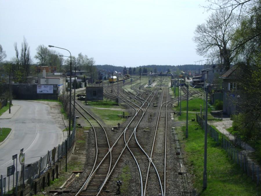 Widok na stację kolejową w Kościerzynie z wiaduktu