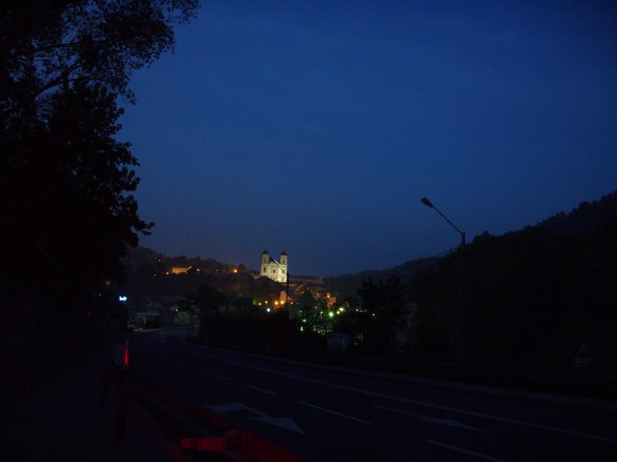 Bardo nocą, podjazd w stronę Boguszyna.