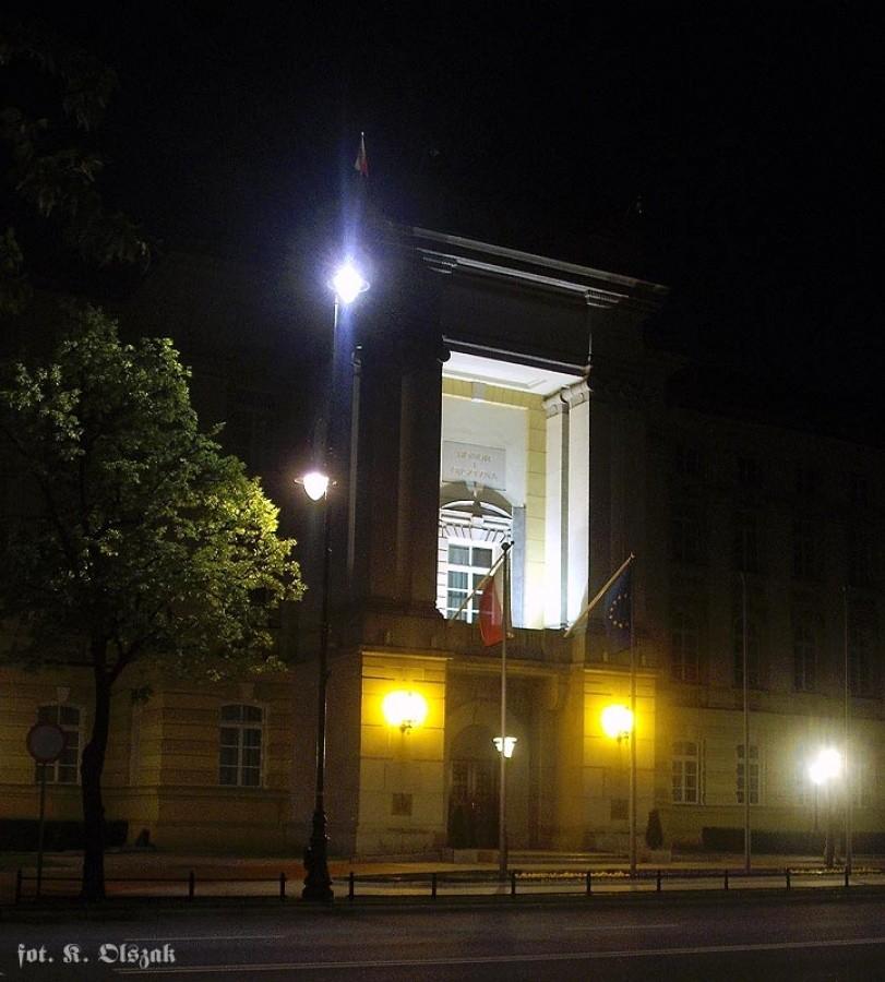 Aleje Ujazdowskie nocą
