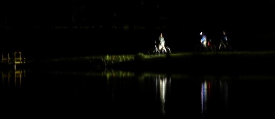 Nocne Marki nad wodą