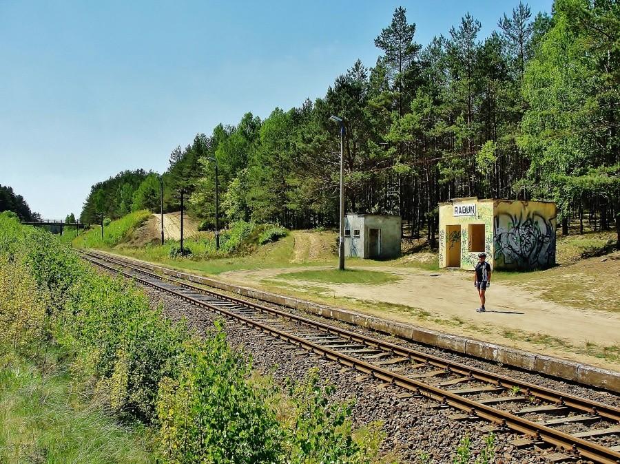 Dworzec kolejowy -Raduń.
