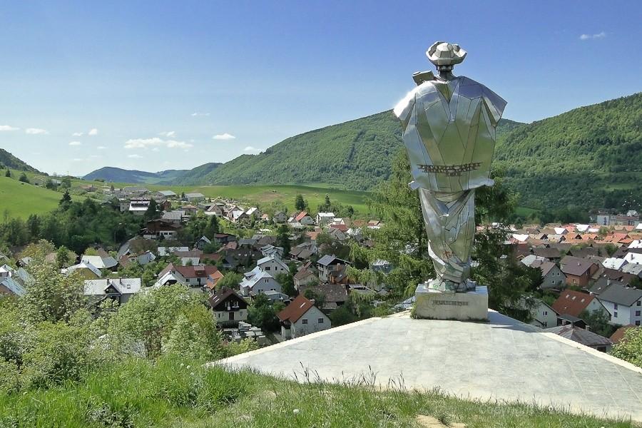 Janosik od zadniej strony