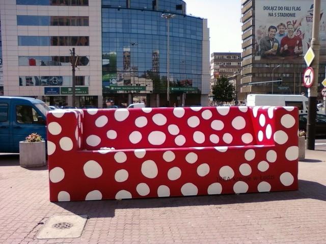 Ogromna sofa - reklama IKEA