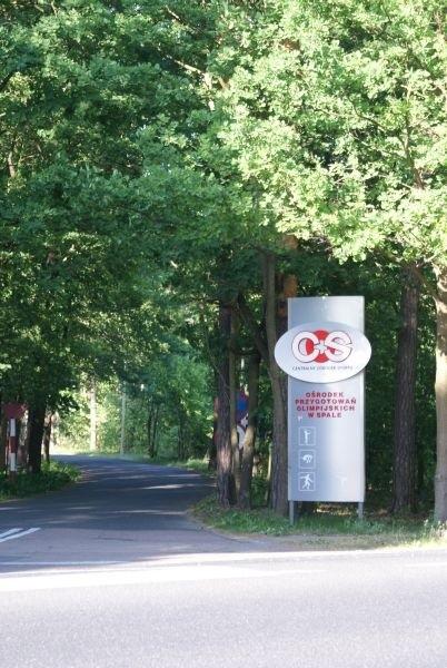 wjazd do Centralnego Ośrodka Sportu w Spale