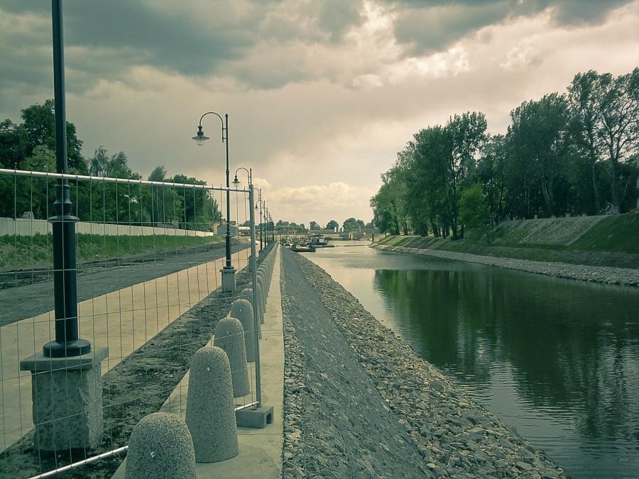 Port od strony wieży