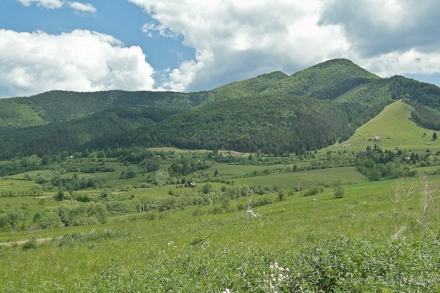 tu Mała Fatra jest mniej skalista