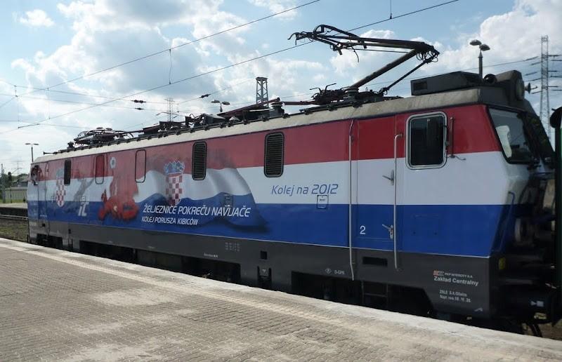 Jeśli dobrze kombinuje to to są barwy Słowenii