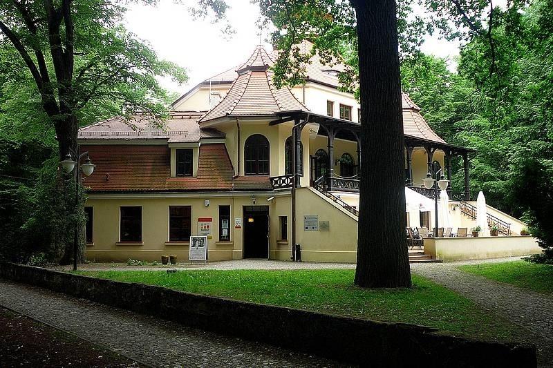 Pałacyk Kasyno w Podkowie
