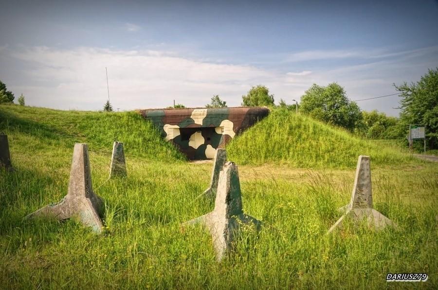 Dobieszowice - Schron bojowy nr 52 "WESOLA"