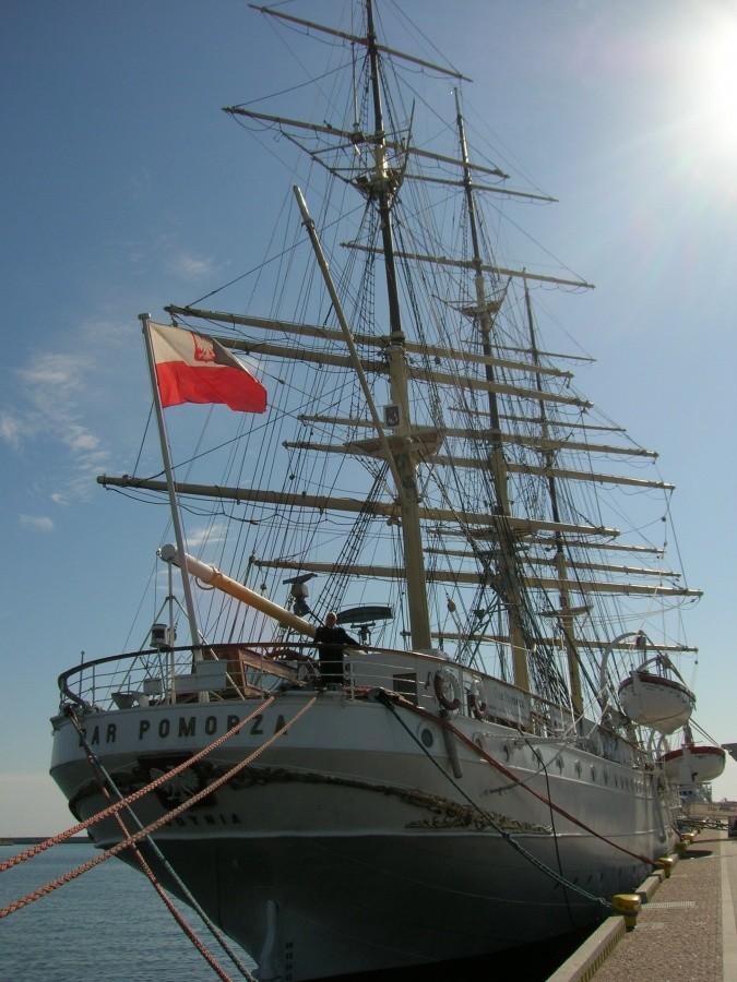 Żaglowiec "Dar Pomorza"