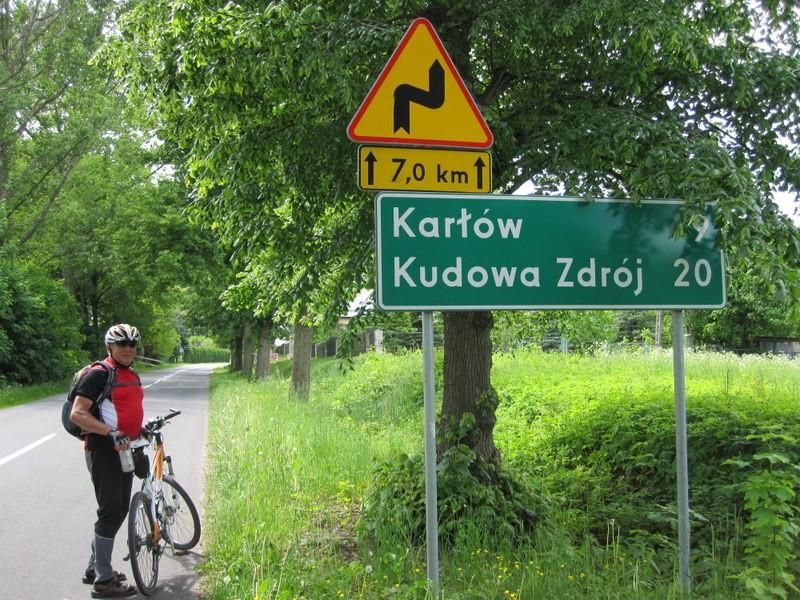 Droga Stu Zakrętów z Radkowa do Karłowa