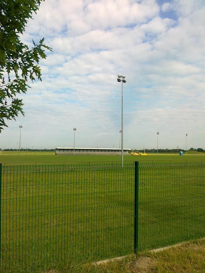 Stadion w Starych Babicach
