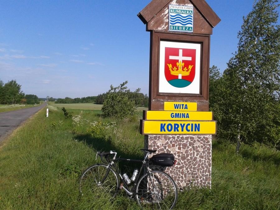siku-stop przy dzirawej drodze między Janowem a Korycinem