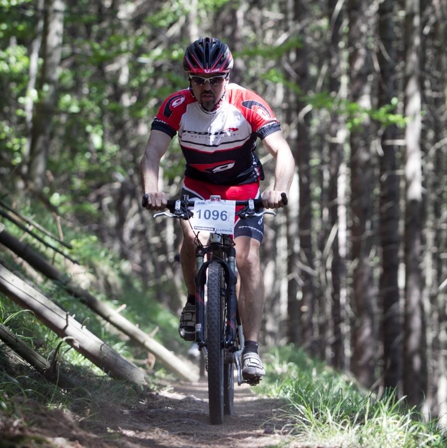 Po jednej stronie zbocze góry, po drugiej przepaść - pełne MTB :)