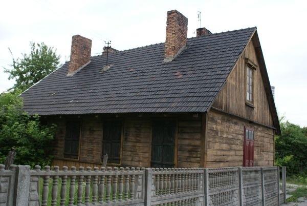 domek koło dworca PKP Tomaszów