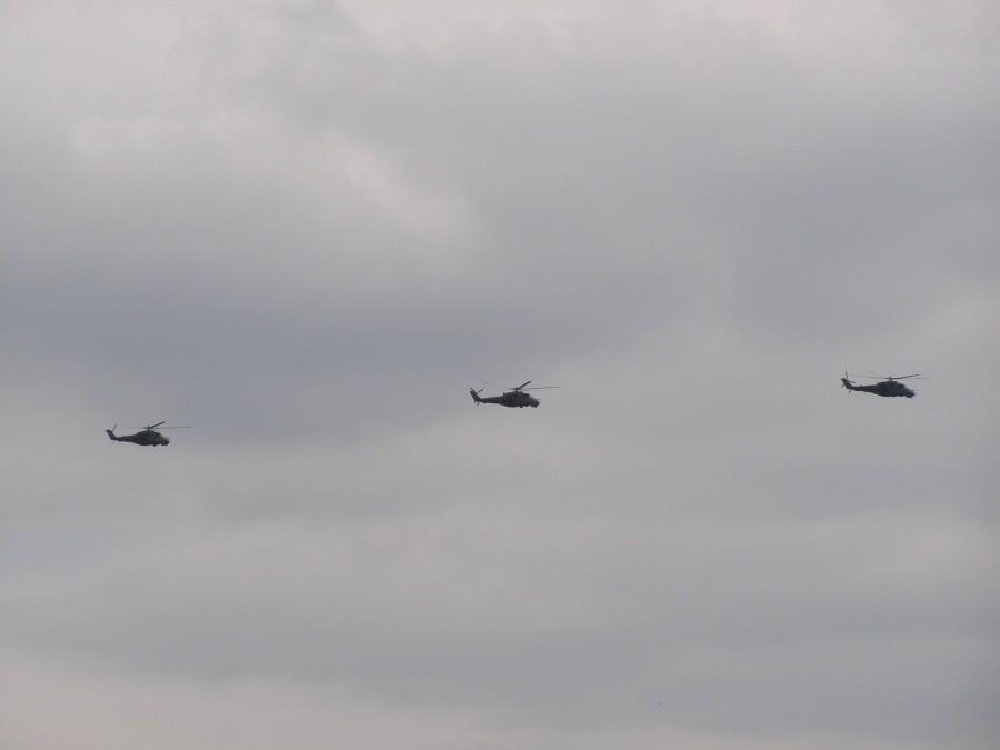 Helikoptery w pobliżu Ramiszowa