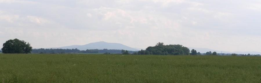 Ślęża i Góry Sowie widziane z Kłębowic