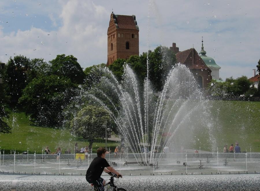 Fontanna i kościół na Przyrynku