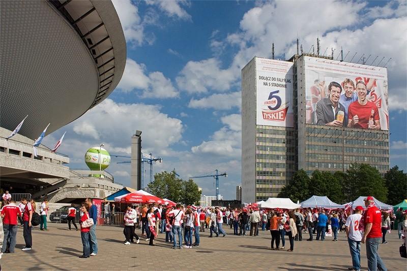 Katowice - przed Spodkiem