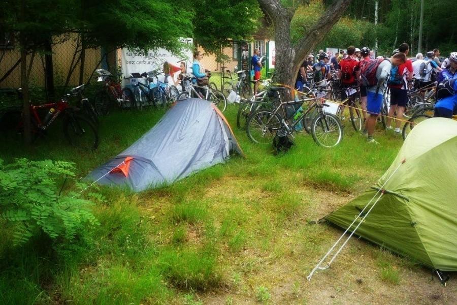 Obozowisko przed Bike Orient