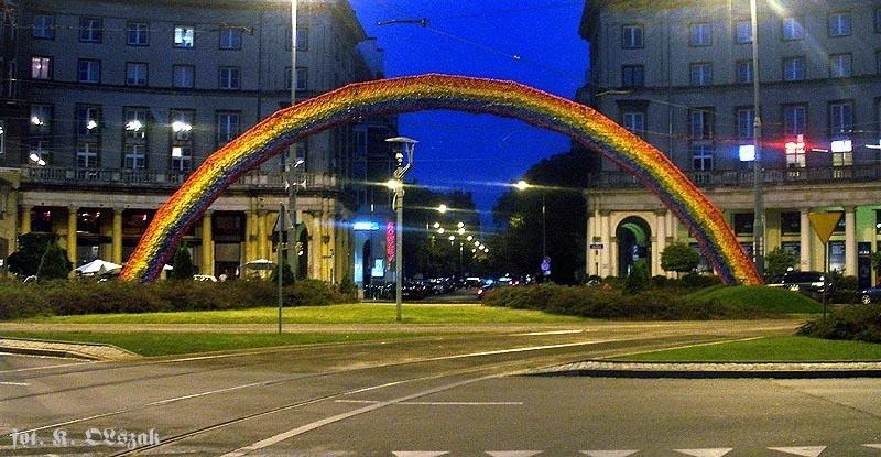 Tęcza w nocy