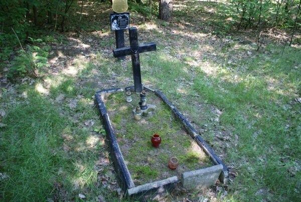 przy jednym tajemniczym krzyżu zrobiłam mały porządek