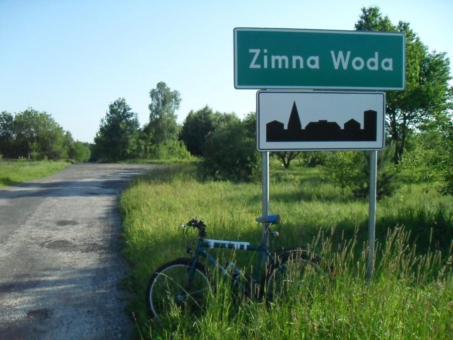 zimna woda.
