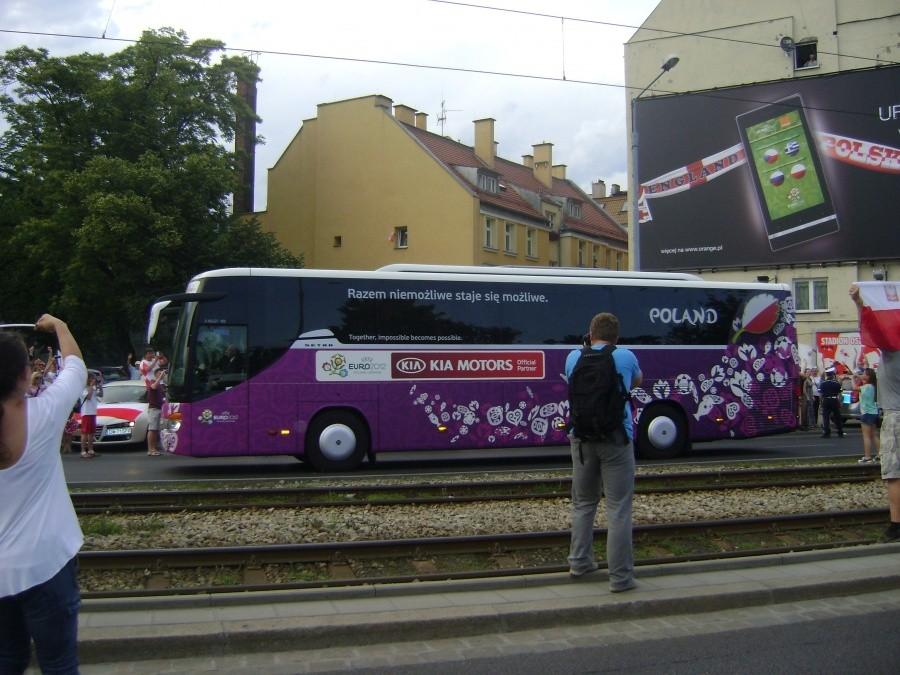 Polacy jadą na mecz.