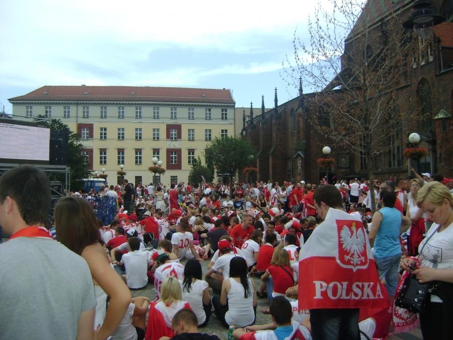 Koczowisko kibiców.