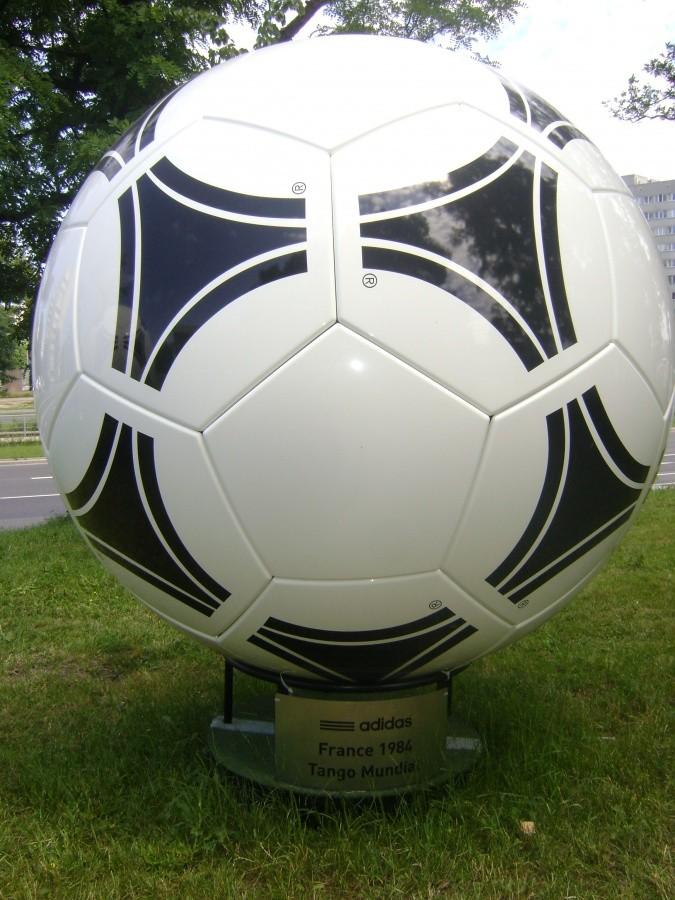Euro 1984 "Tango Mundial"