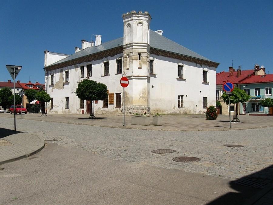 Rynek w Dukli.