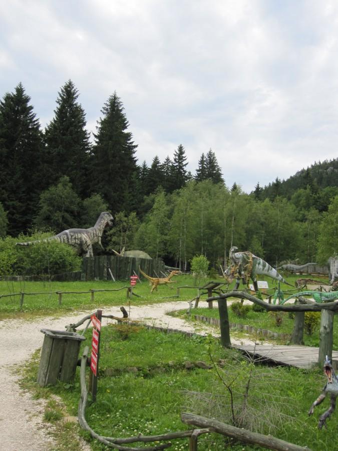 Park dinozaurów w Karłowie