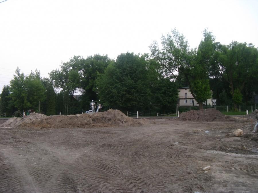 Budowa ronda w Łośniu