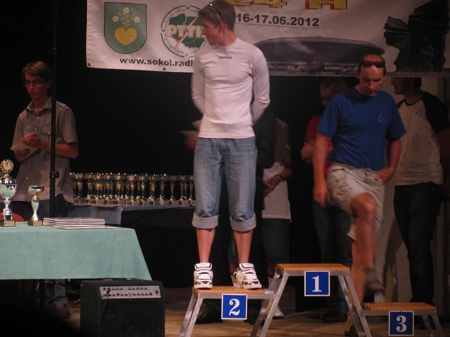 Raptor na podium